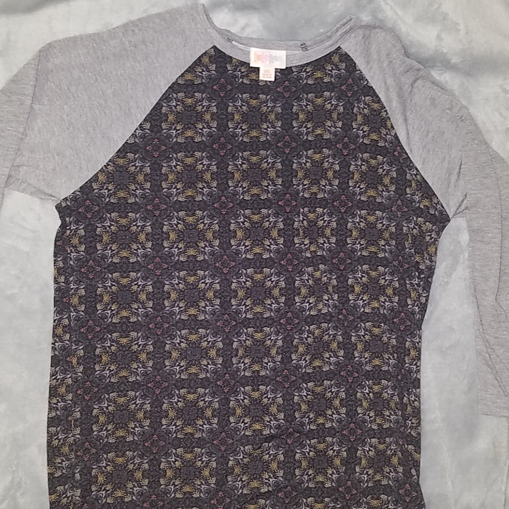 LuLaRoe long sleeve top